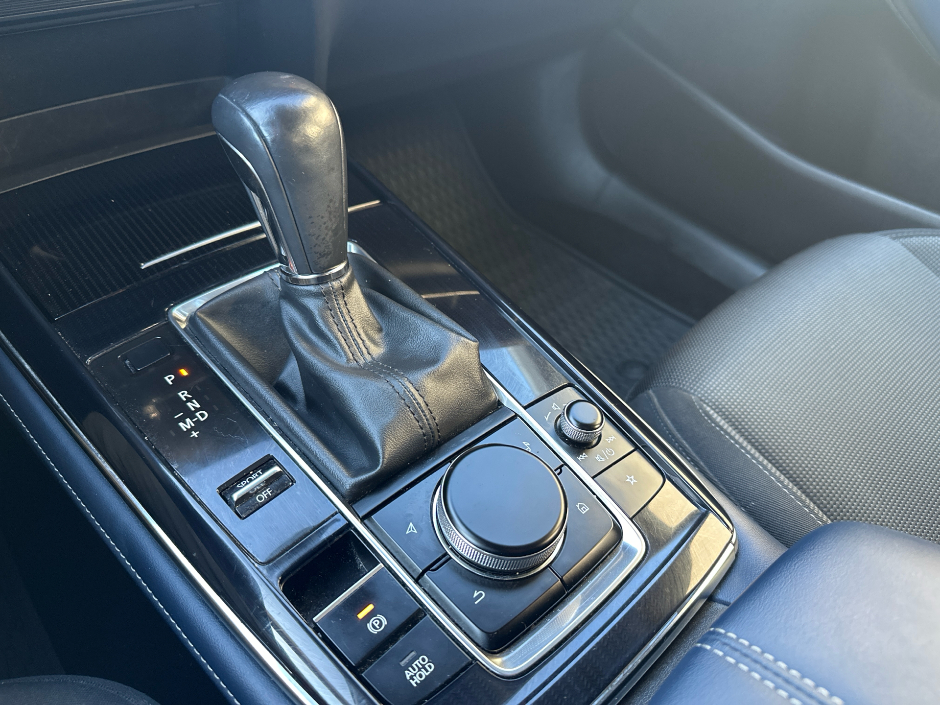 Billede af Mazda CX-30 2,0 Skyactiv-X  Mild hybrid Sky 180HK 5d 6g Aut.