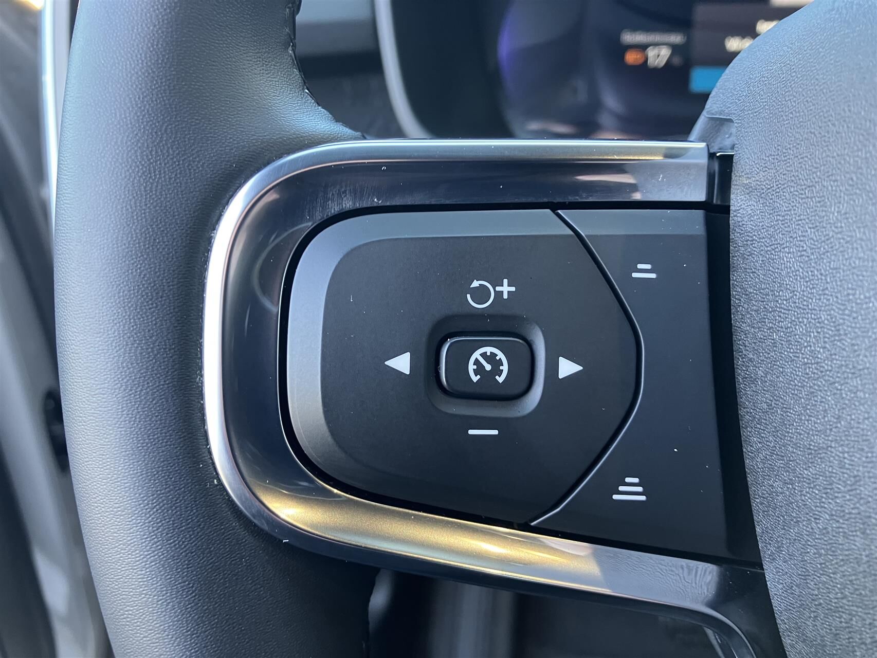 Billede af Volvo XC40 EL Plus 238HK 5d Aut.