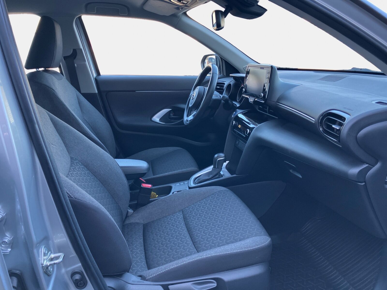 Billede af Toyota Yaris Cross 1,5 Hybrid Active 116HK 5d Trinl. Gear