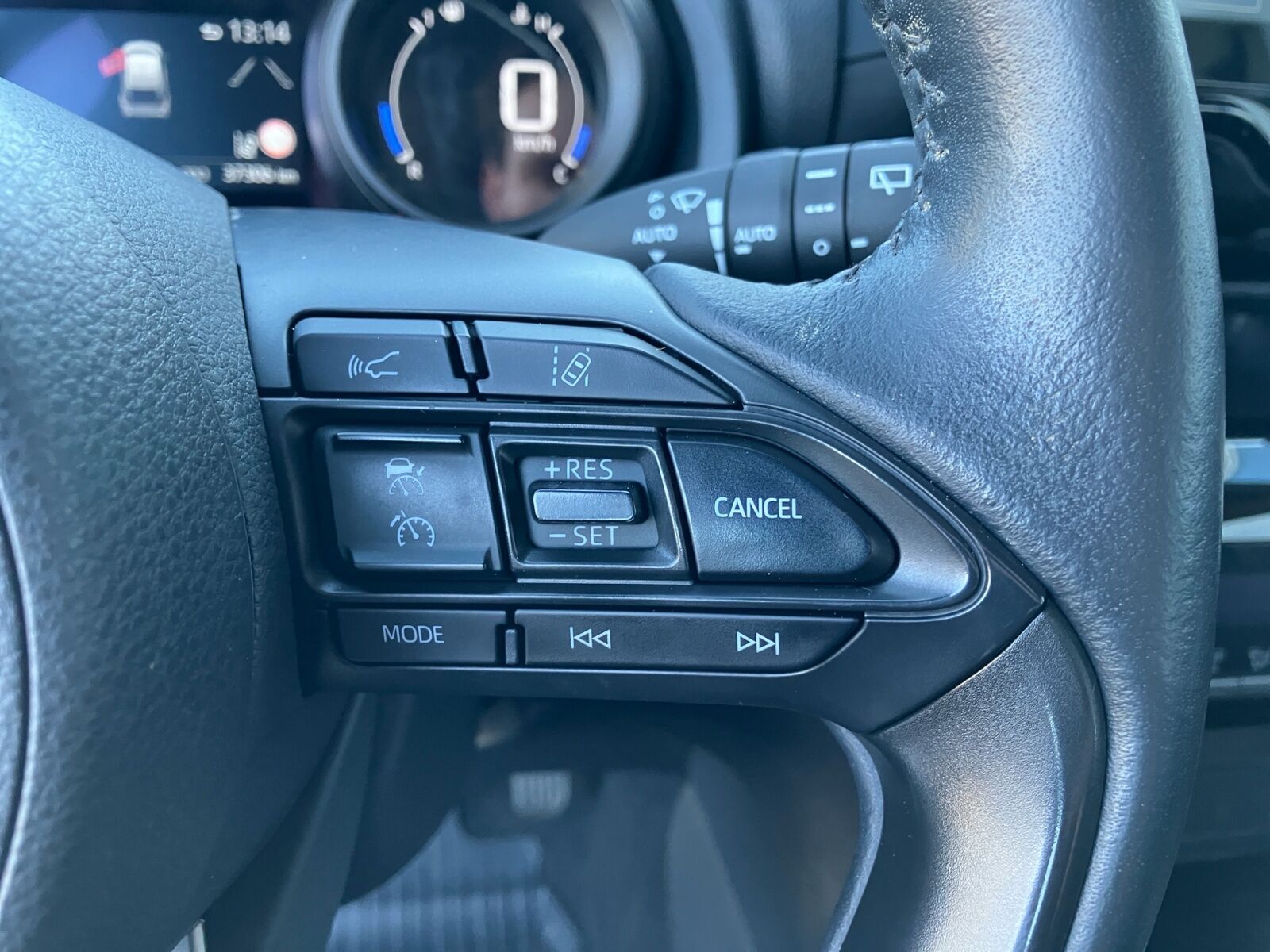 Billede af Toyota Yaris Cross 1,5 Hybrid Active 116HK 5d Trinl. Gear