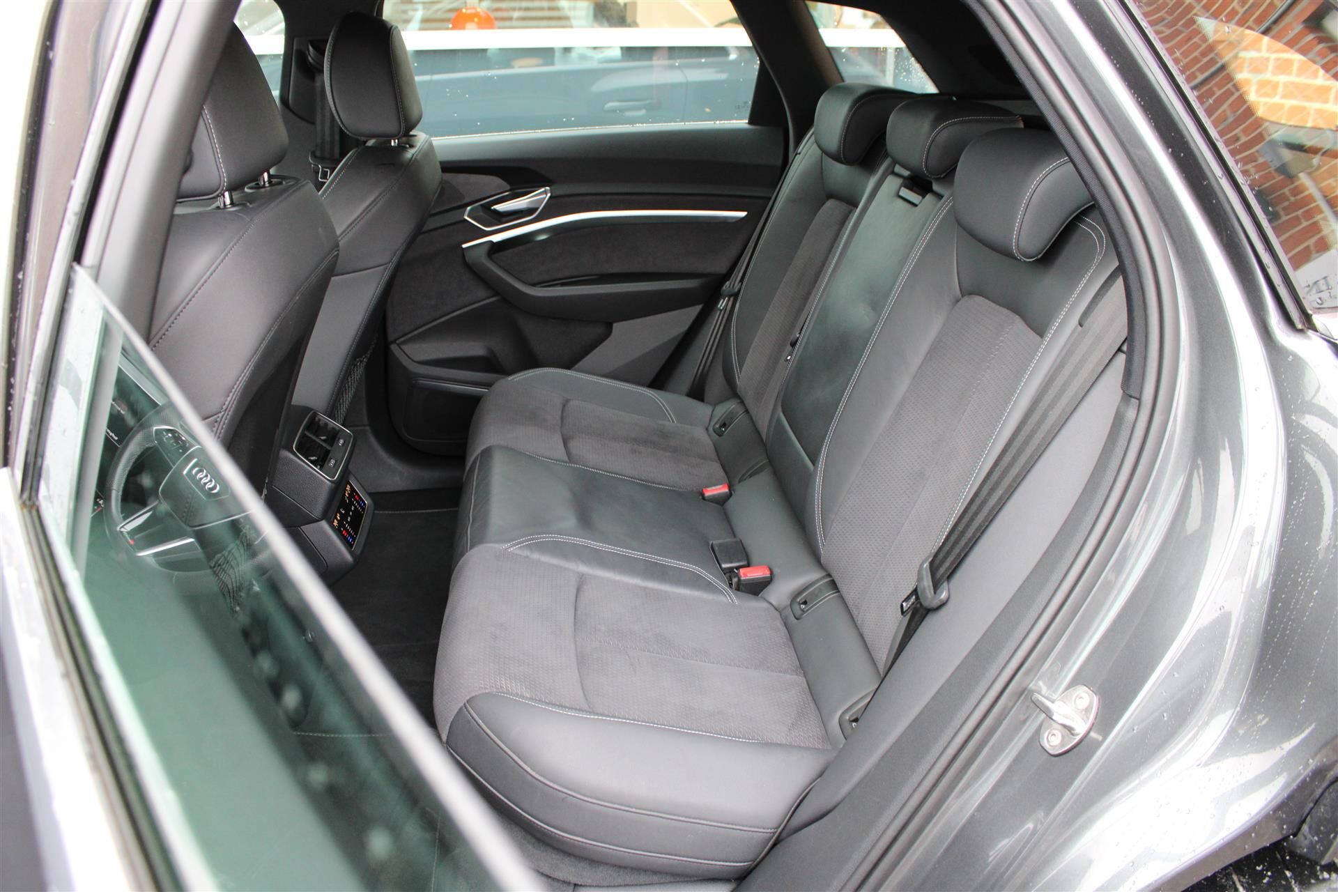 Billede af Audi E-tron 55 S Line Quattro 408HK 5d Aut.