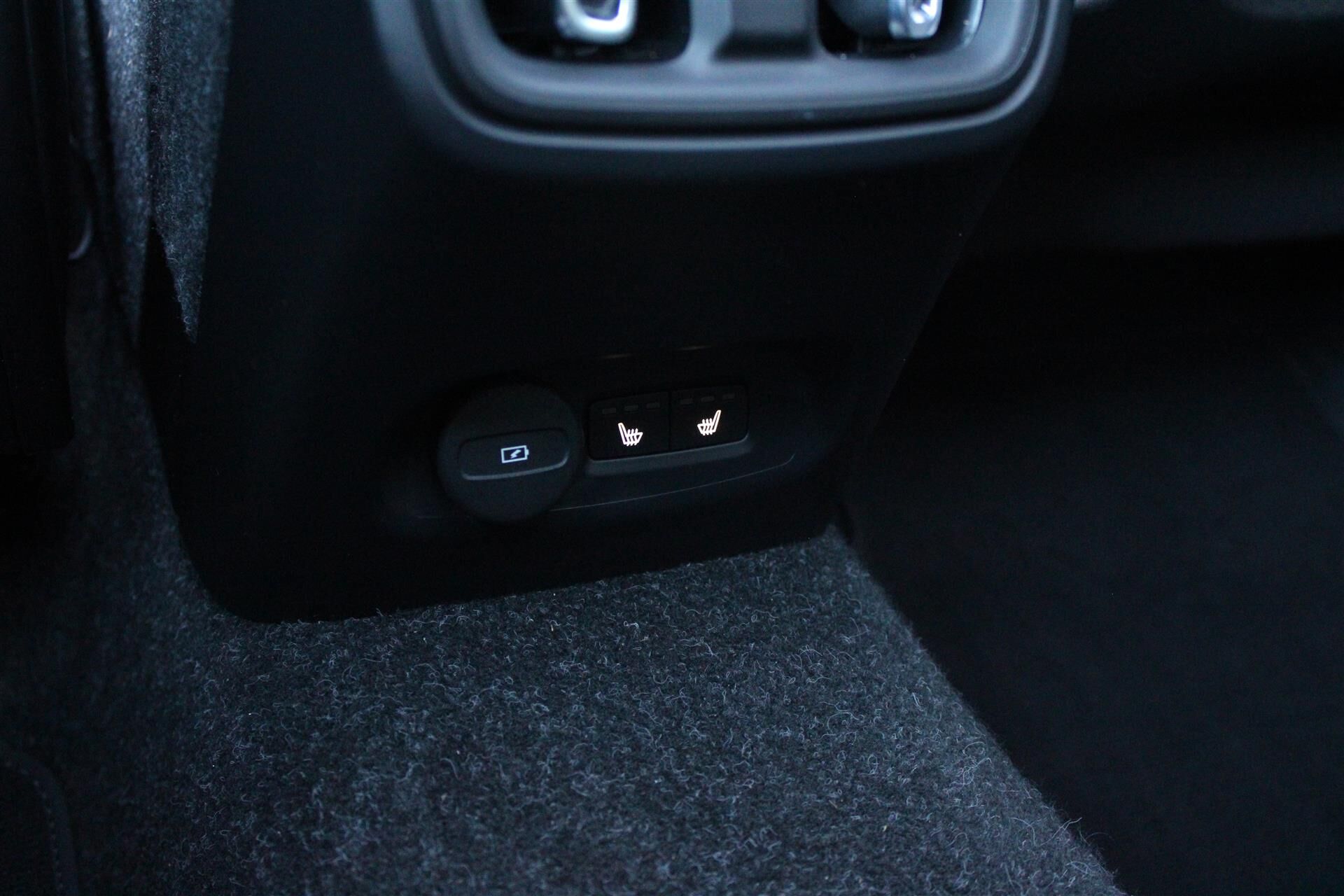 Billede af Volvo XC40 P8 Recharge Twin Ultimate AWD 408HK 5d Aut.