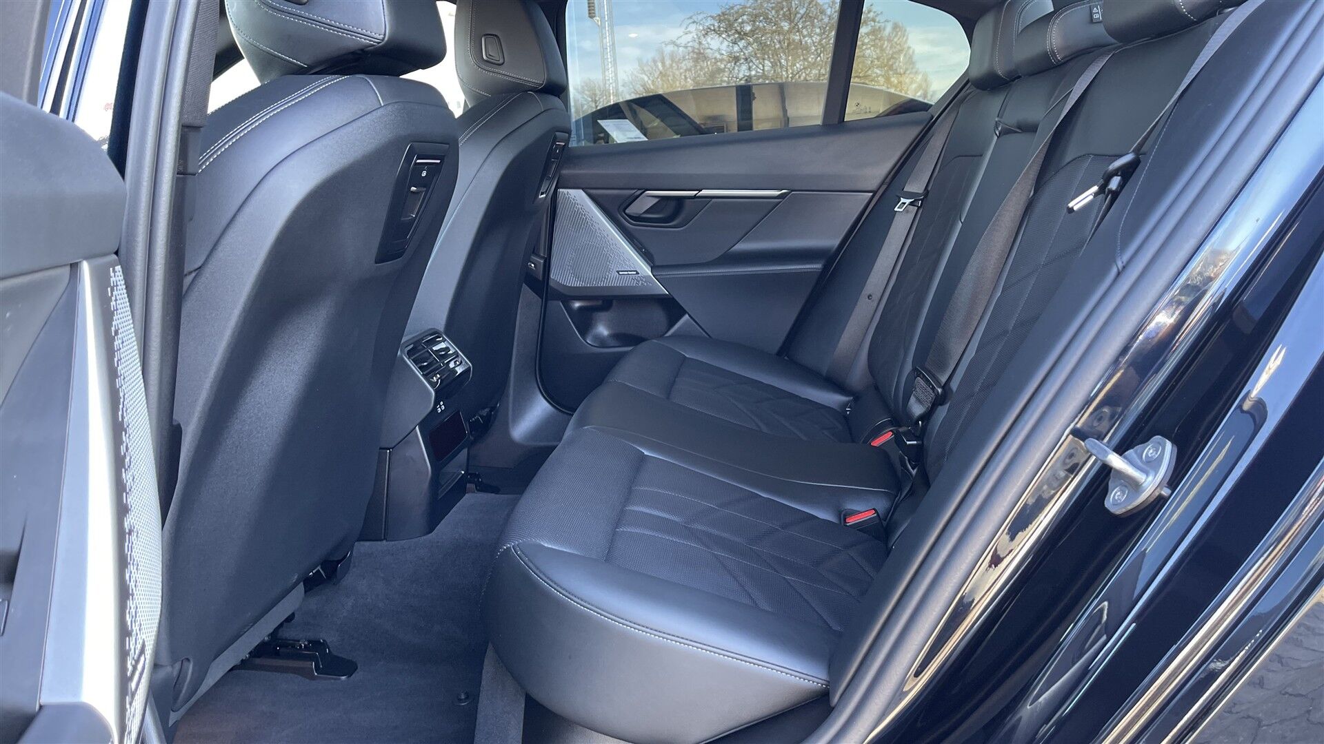 Billede af BMW i5 eDrive40 M-Sport 340HK Aut.