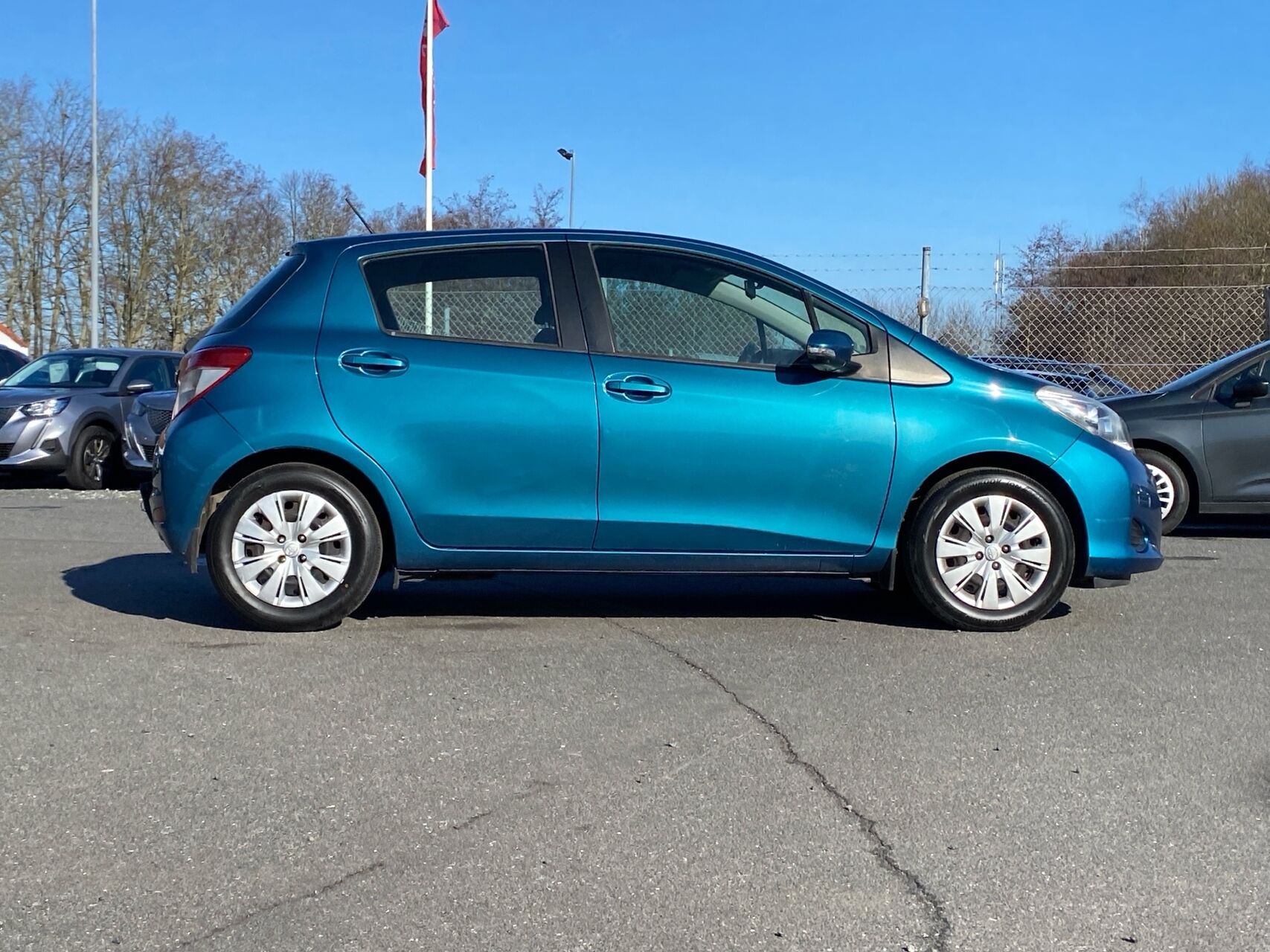 Billede af Toyota Yaris 1,0 VVT-I T2 69HK 5d