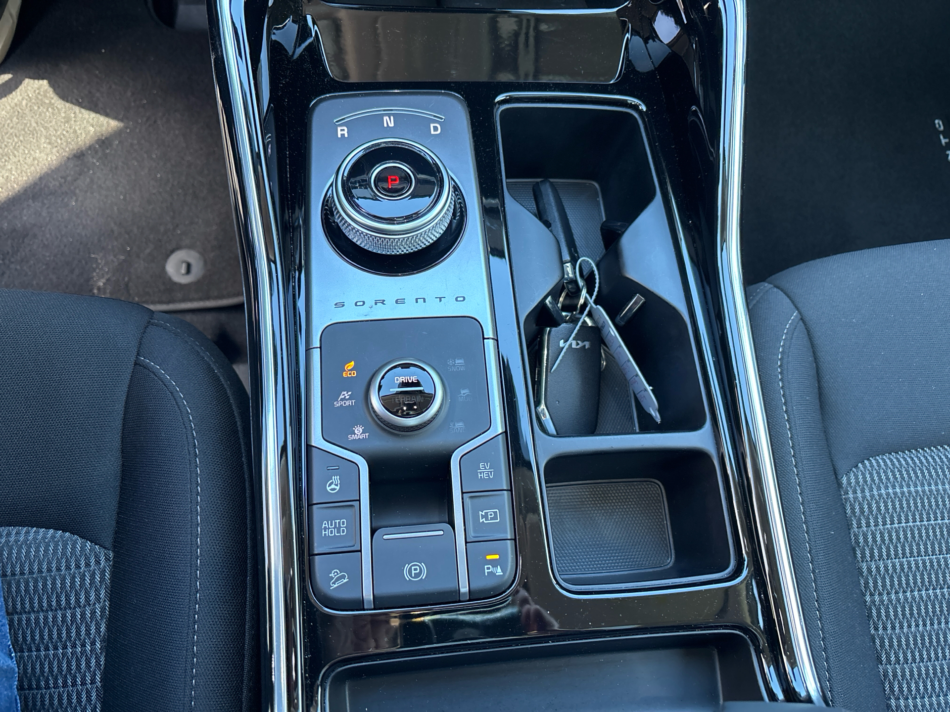 Billede af Kia Sorento 1,6 T-GDI PHEV  Plugin-hybrid Upgrade 4WD 265HK 5d 6g Aut.
