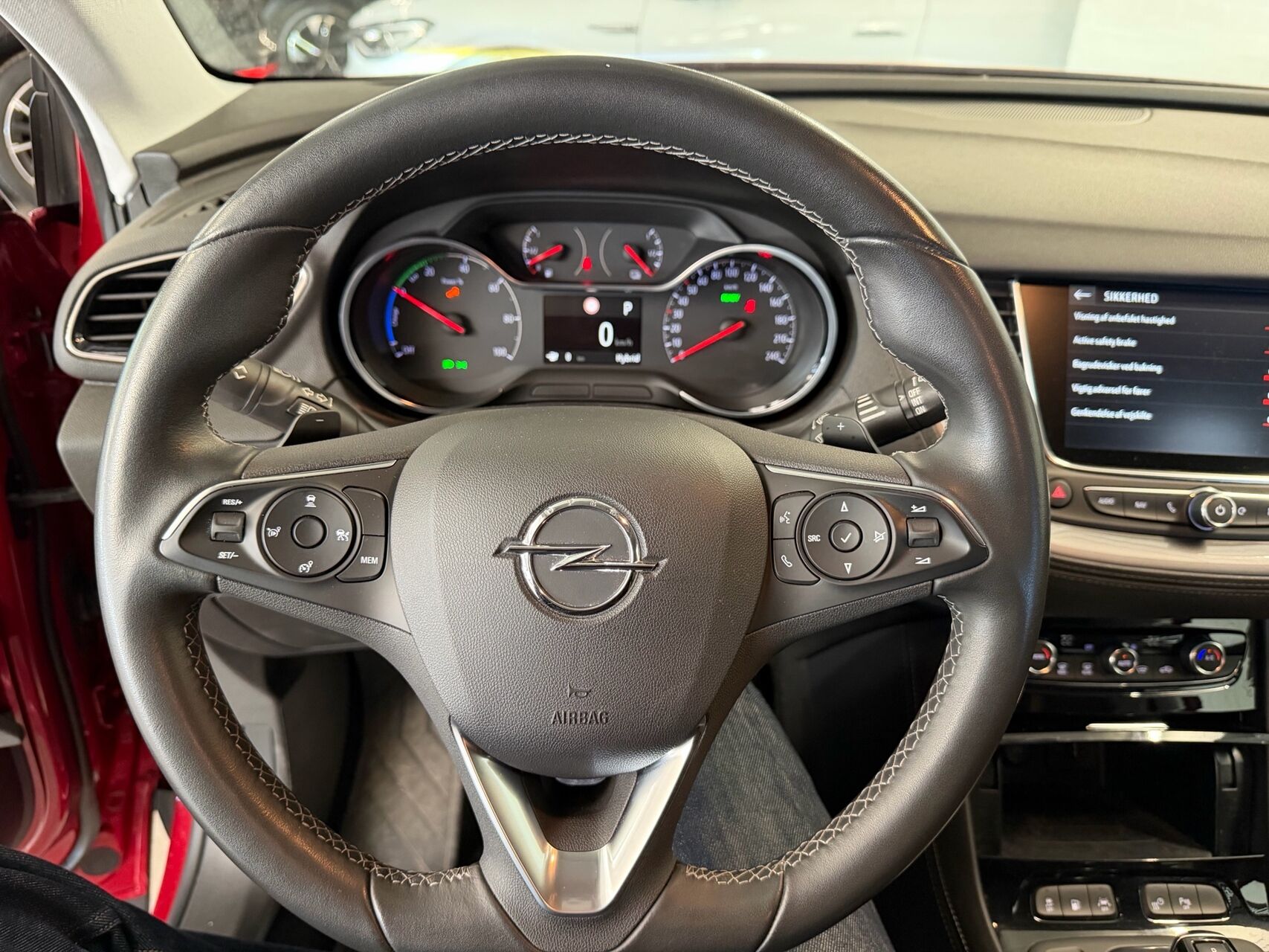 Billede af Opel Grandland X 1,6 PHEV  Plugin-hybrid Cosmo Prestige Pack 225HK 5d 8g Aut.