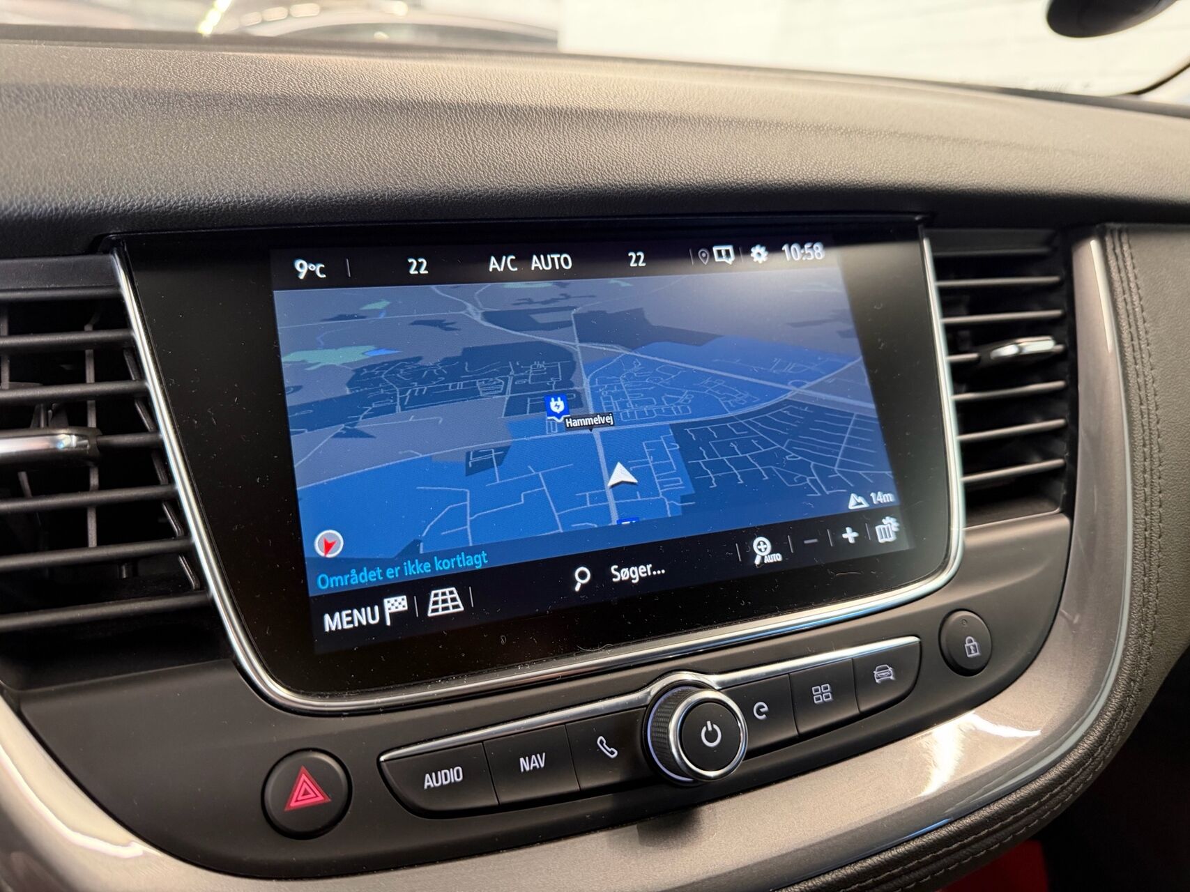 Billede af Opel Grandland X 1,6 PHEV  Plugin-hybrid Cosmo Prestige Pack 225HK 5d 8g Aut.