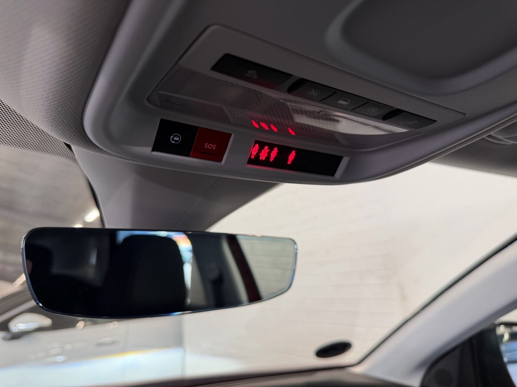 Billede af Opel Grandland X 1,6 PHEV  Plugin-hybrid Cosmo Prestige Pack 225HK 5d 8g Aut.