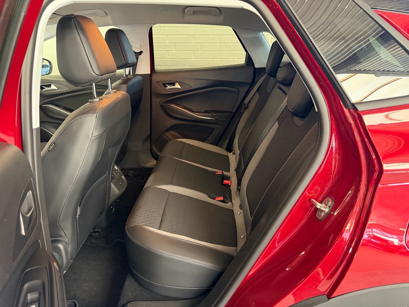 Billede af Opel Grandland X 1,6 PHEV  Plugin-hybrid Cosmo Prestige Pack 225HK 5d 8g Aut.