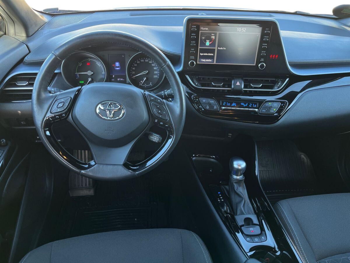 Billede af Toyota C-HR 2,0 Hybrid C-LUB Premium Multidrive S 184HK 5d Aut.
