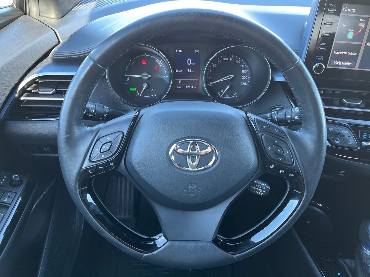 Billede af Toyota C-HR 2,0 Hybrid C-LUB Premium Multidrive S 184HK 5d Aut.