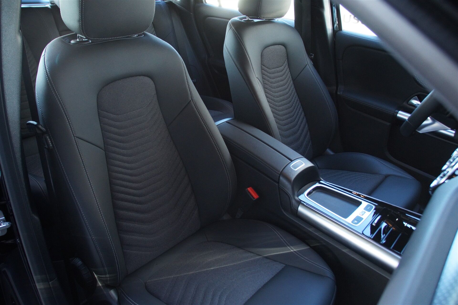 Billede af Mercedes-Benz EQA 250 EL Progressive 190HK 5d Aut.