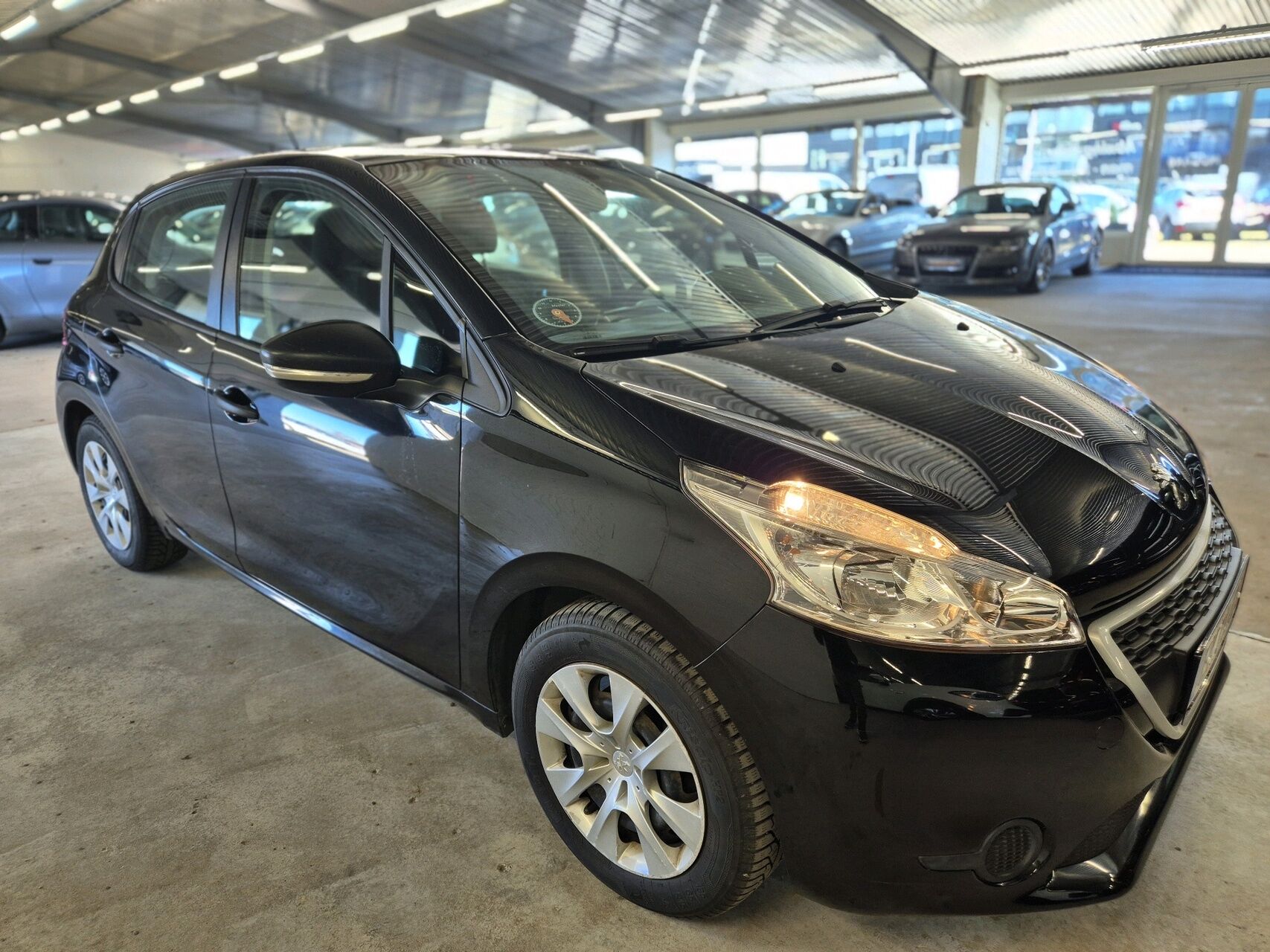 Billede af Peugeot 208 1,0 VTi Access + AirSound 68HK 5d