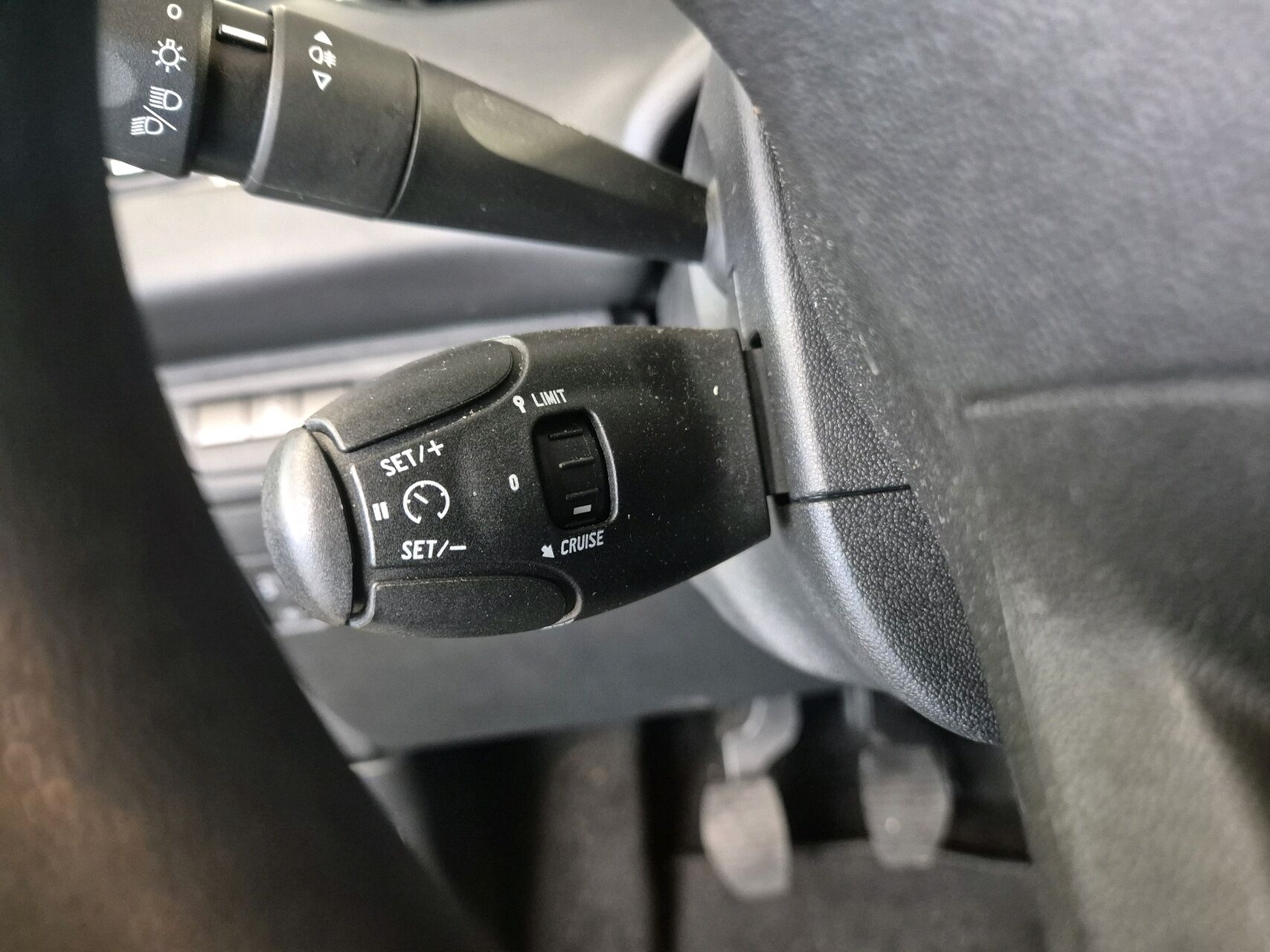 Billede af Peugeot 208 1,0 VTi Access + AirSound 68HK 5d