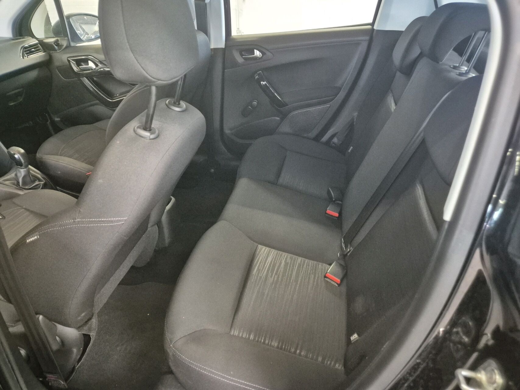 Billede af Peugeot 208 1,0 VTi Access + AirSound 68HK 5d