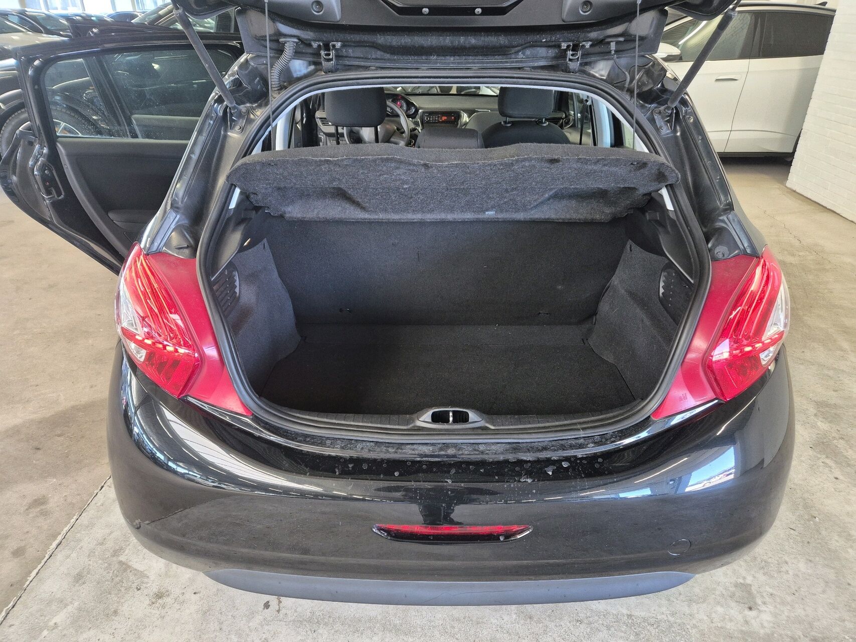 Billede af Peugeot 208 1,0 VTi Access + AirSound 68HK 5d