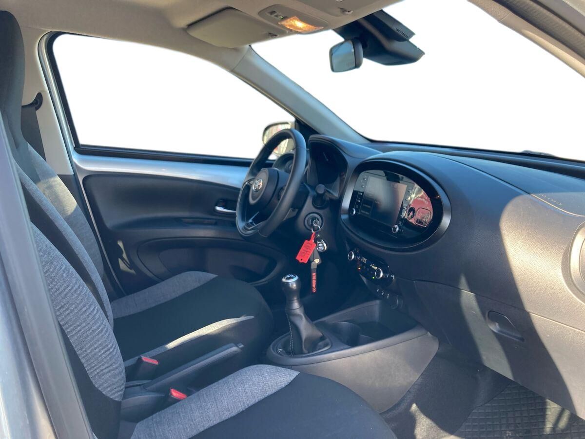 Billede af Toyota Aygo X 1,0 VVT-I Active 72HK 5d