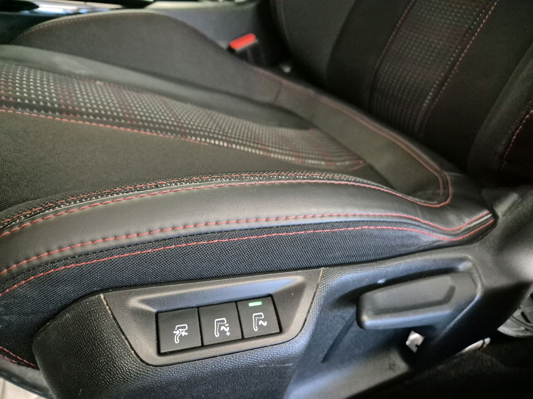 Billede af Peugeot 308 SW 1,6 BlueHDi GT Line EAT6 120HK Stc 6g Aut.