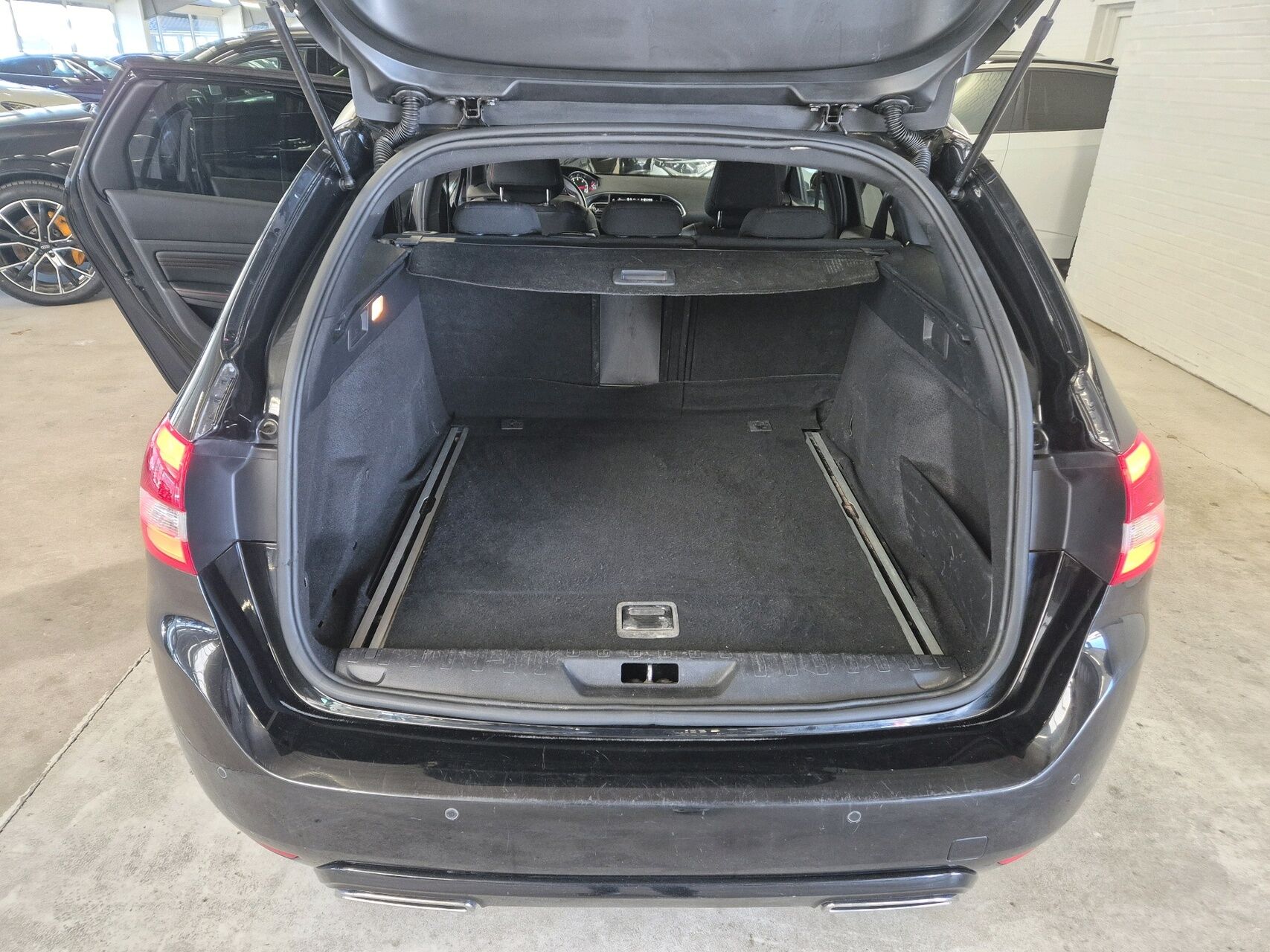 Billede af Peugeot 308 SW 1,6 BlueHDi GT Line EAT6 120HK Stc 6g Aut.