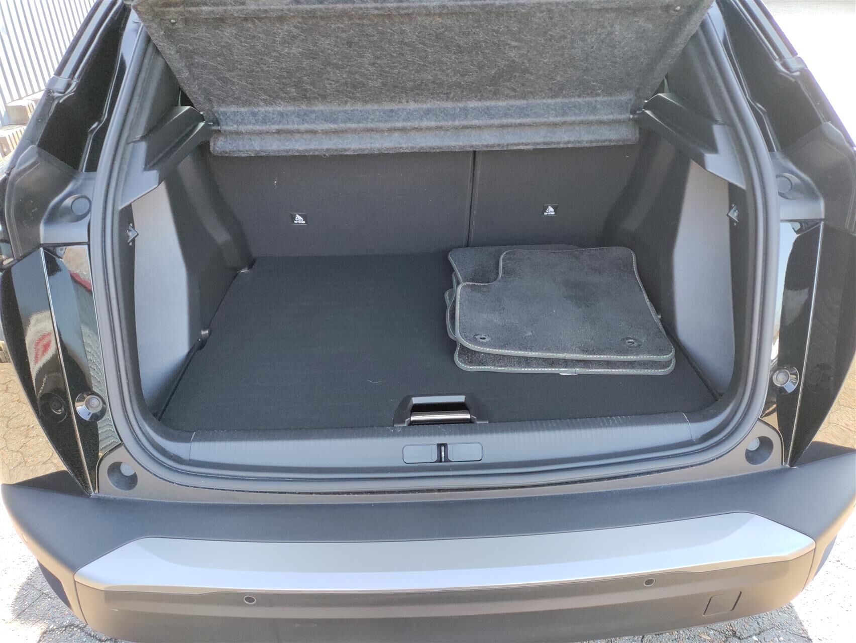 Billede af Peugeot e-2008 EL GT 156HK 5d Aut.