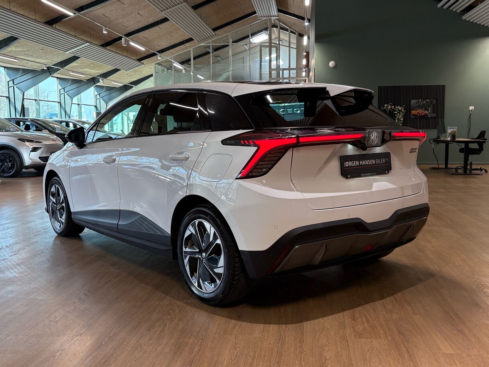 Billede af MG MG4 Electric EL Luxury Long Range 204HK 5d Aut.