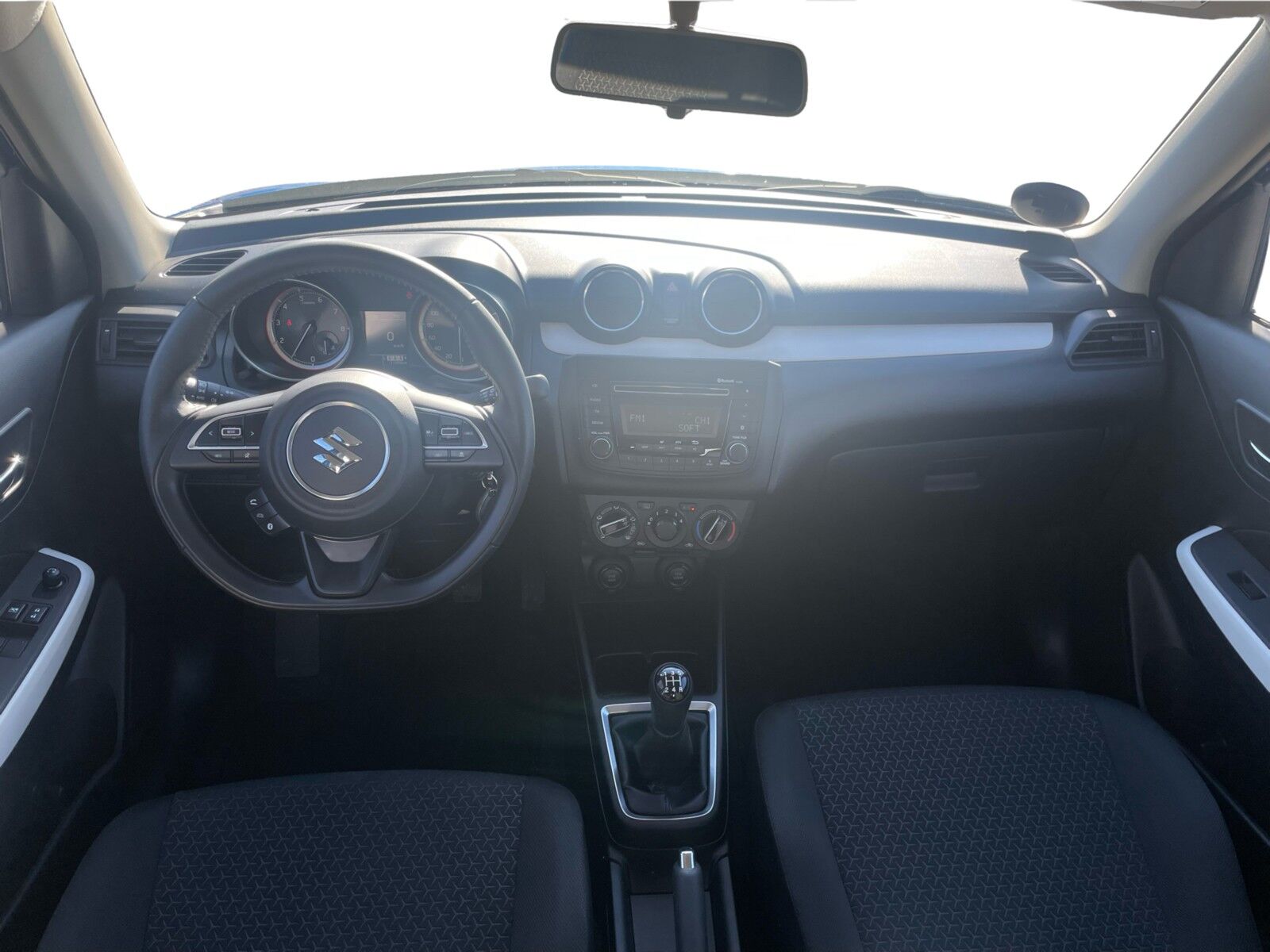 Billede af Suzuki Swift 1,2 Dualjet  Mild hybrid Club KUP 83HK 5d