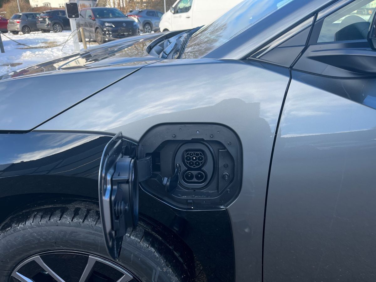 Billede af Toyota bZ4X 165 kW (224 hk) aut. gear Executive