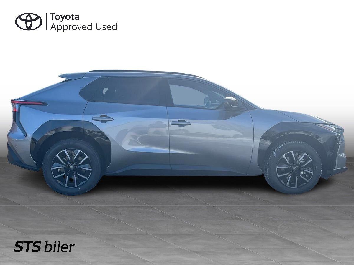 Billede af Toyota bZ4X 165 kW (224 hk) aut. gear Executive