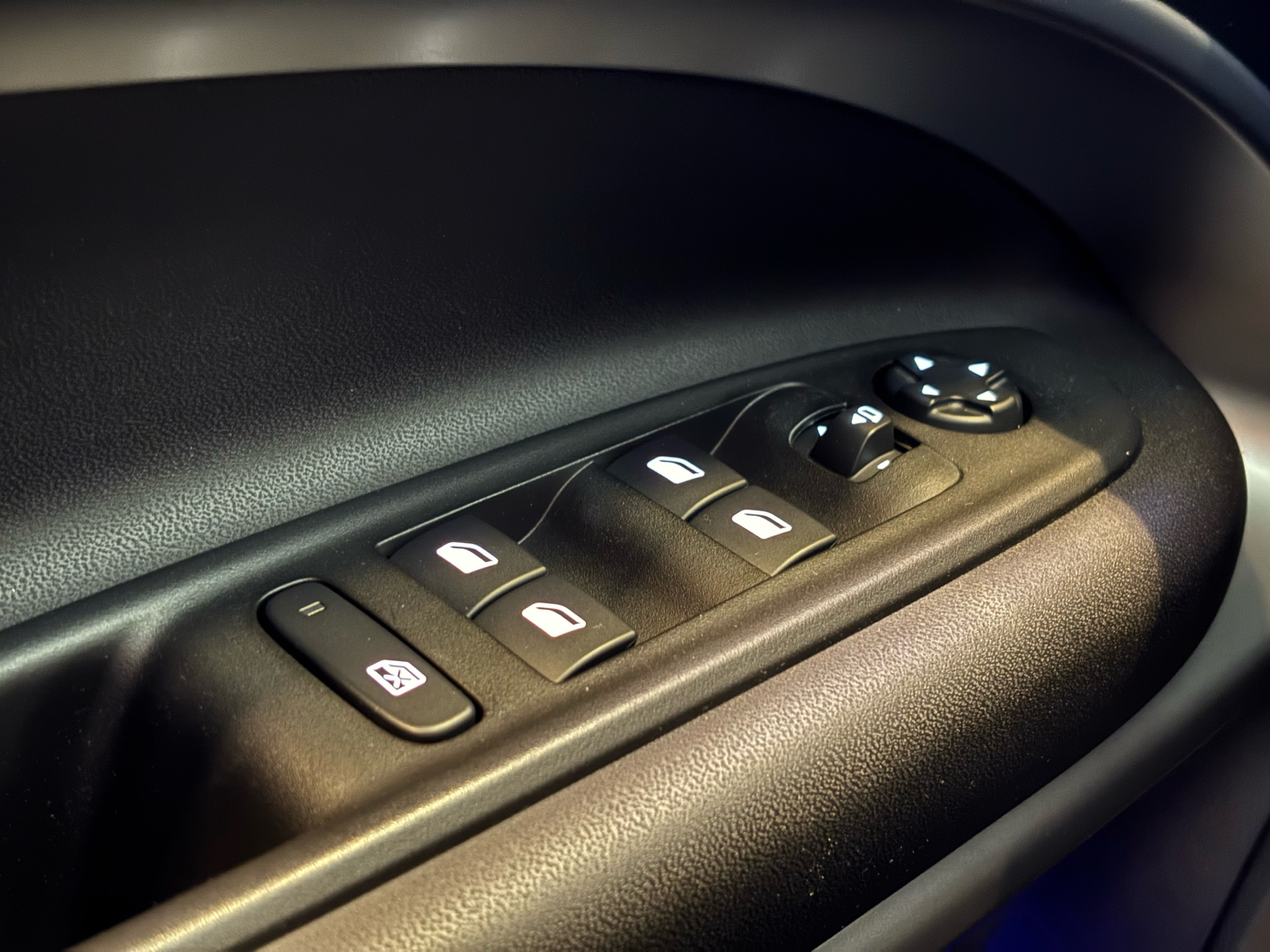 Billede af Jeep Avenger EL Summit 156HK 5d Aut.