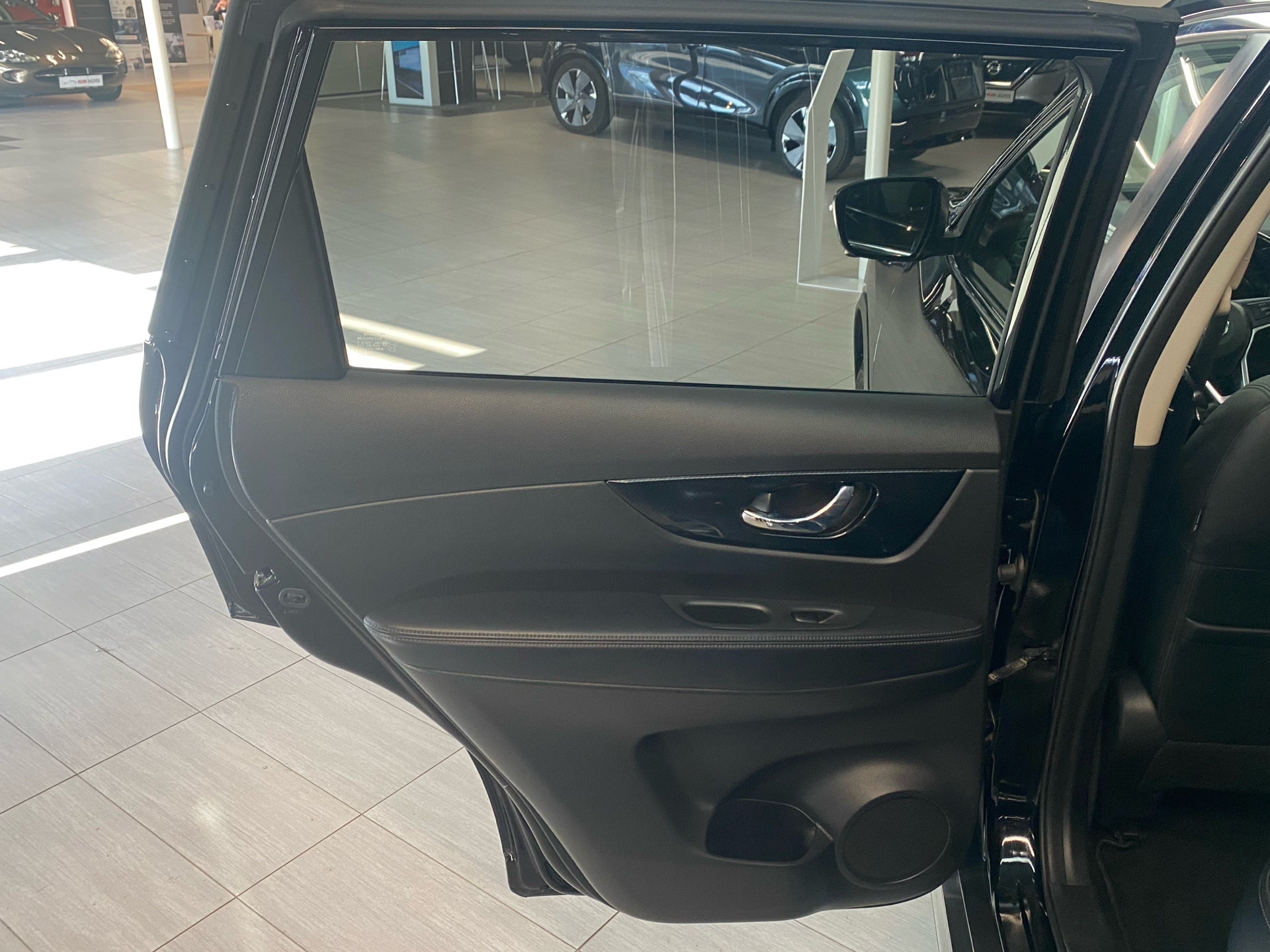 Billede af Nissan X-Trail 7 pers. 1,3 Dig-T Tekna DCT 160HK 5d 6g Aut.