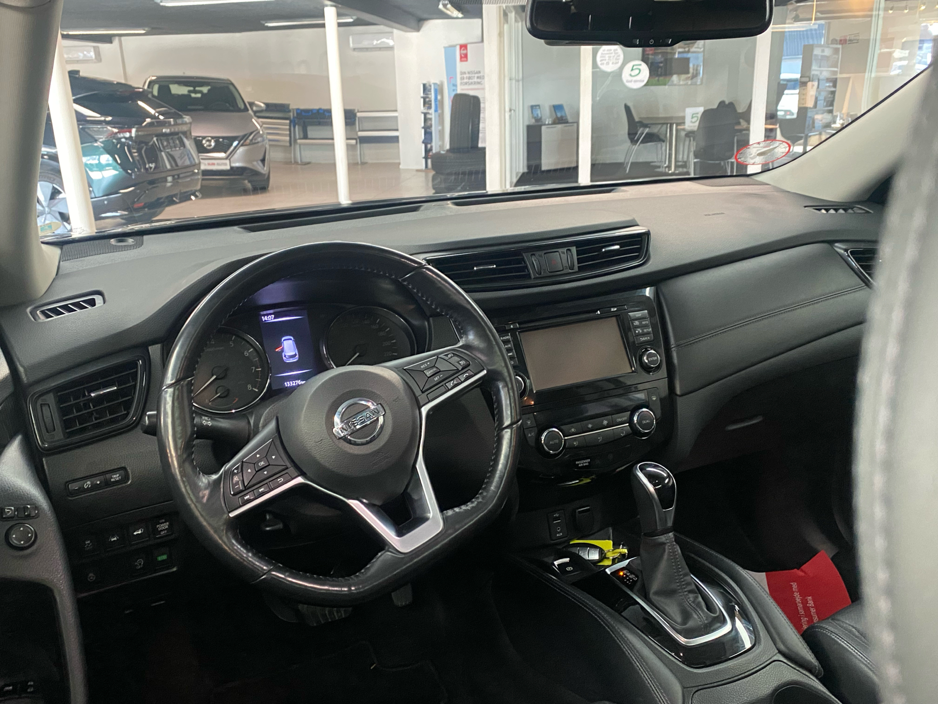 Billede af Nissan X-Trail 7 pers. 1,3 Dig-T Tekna DCT 160HK 5d 6g Aut.