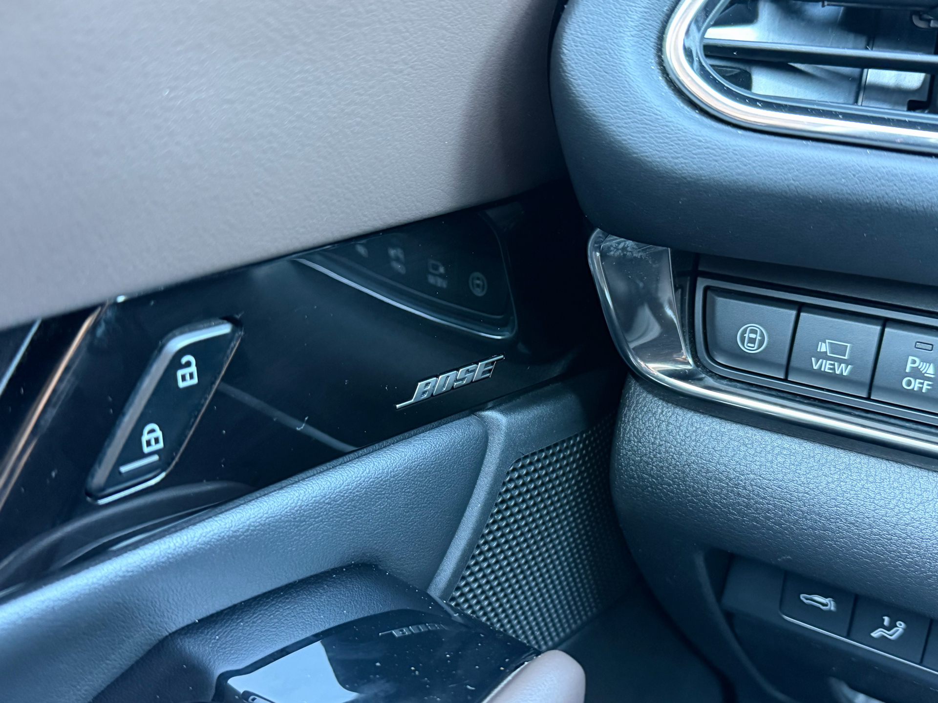 Billede af Mazda CX-30 2,0 Skyactiv-X  Mild hybrid Cosmo 180HK 5d 6g Aut.