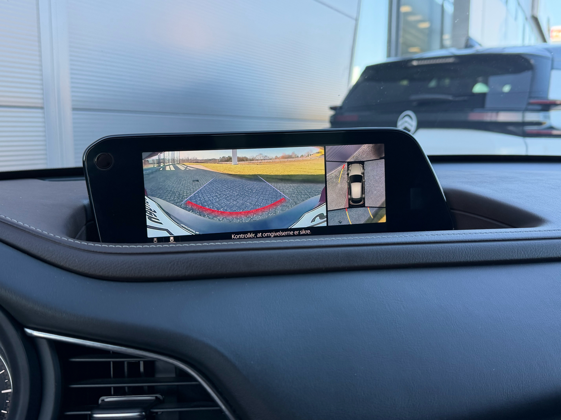 Billede af Mazda CX-30 2,0 Skyactiv-X  Mild hybrid Cosmo 180HK 5d 6g Aut.