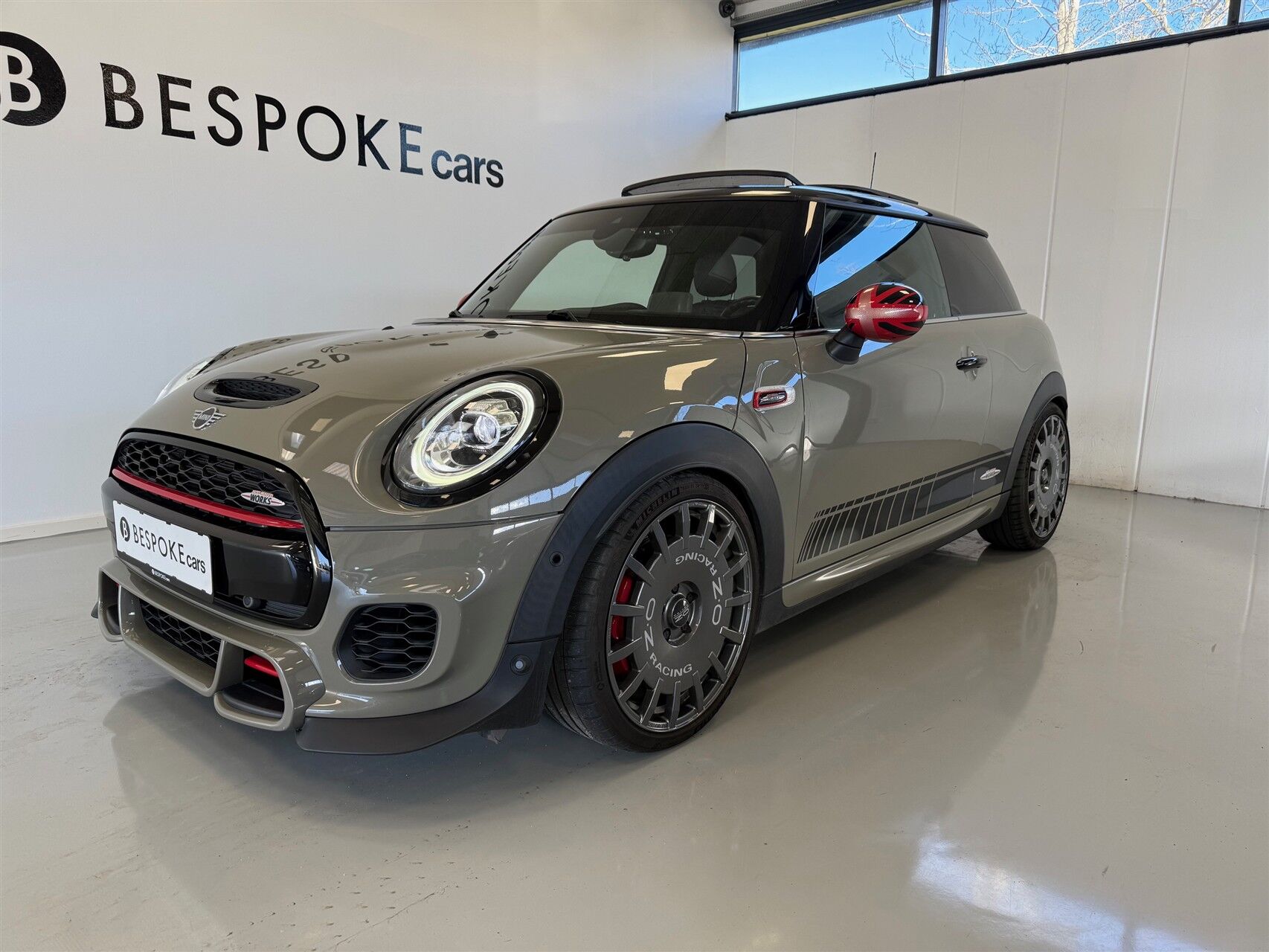 Billede af Mini Cooper John Cooper Works 2,0 Steptronic 231HK 3d 8g Aut.