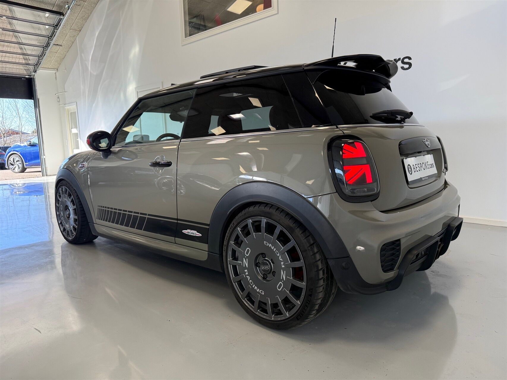 Billede af Mini Cooper John Cooper Works 2,0 Steptronic 231HK 3d 8g Aut.