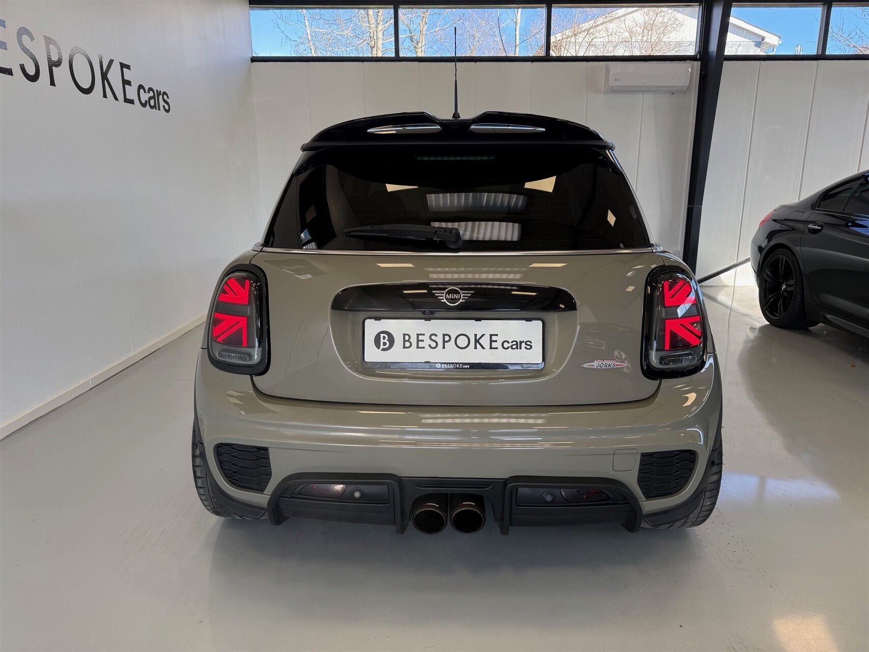 Billede af Mini Cooper John Cooper Works 2,0 Steptronic 231HK 3d 8g Aut.