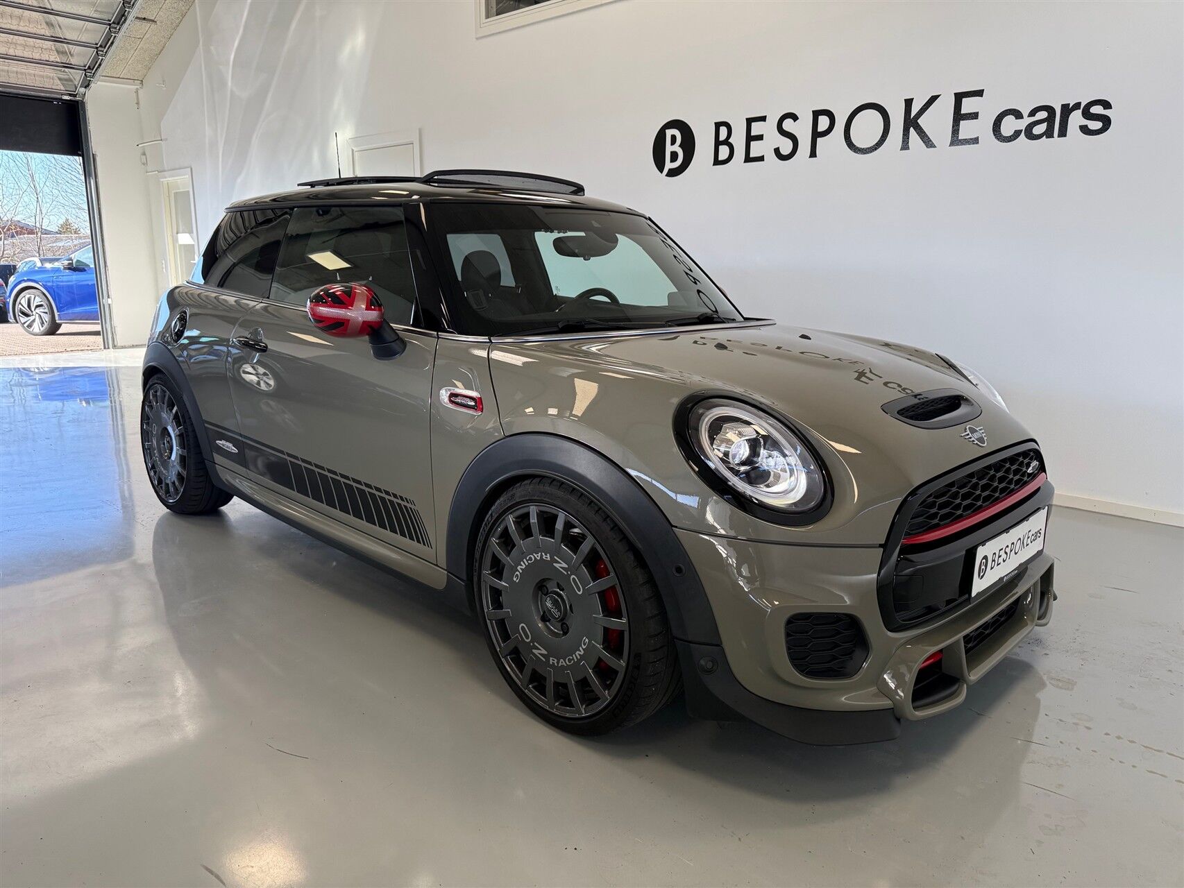 Billede af Mini Cooper John Cooper Works 2,0 Steptronic 231HK 3d 8g Aut.