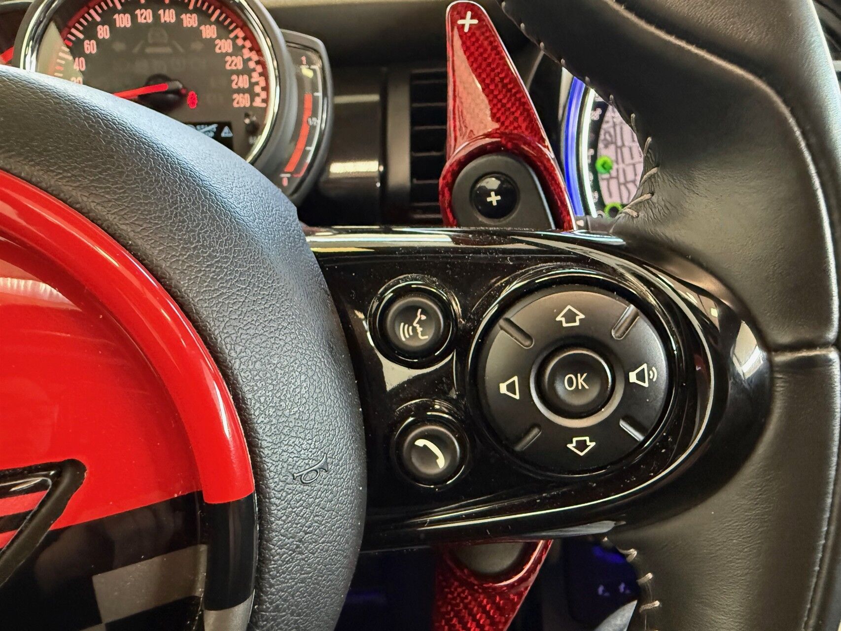 Billede af Mini Cooper John Cooper Works 2,0 Steptronic 231HK 3d 8g Aut.