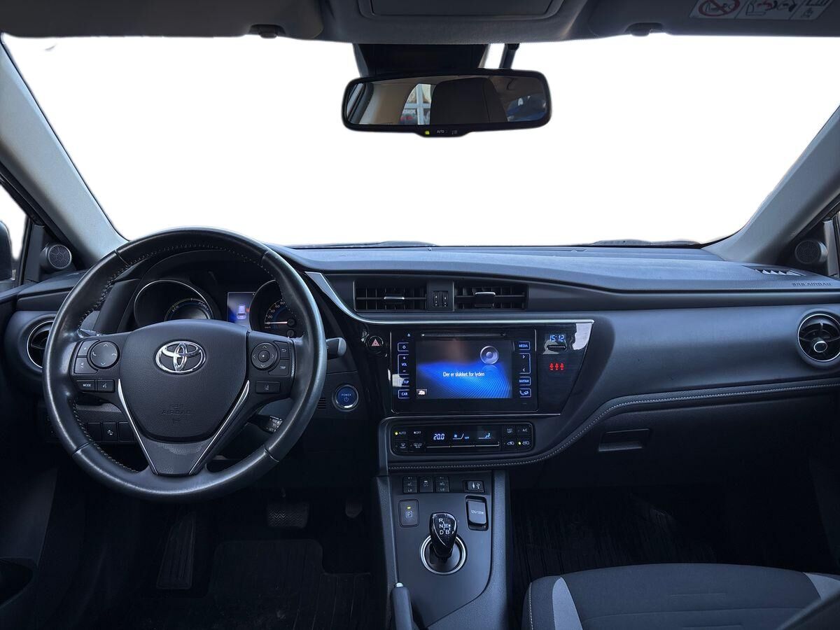 Billede af Toyota Auris Touring Sports 1,8 Hybrid H2 Comfort 136HK Stc Aut.
