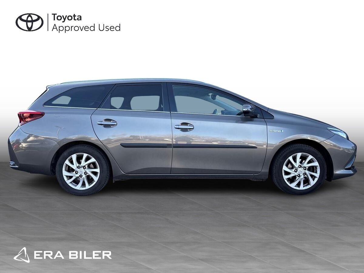 Billede af Toyota Auris Touring Sports 1,8 Hybrid H2 Comfort 136HK Stc Aut.