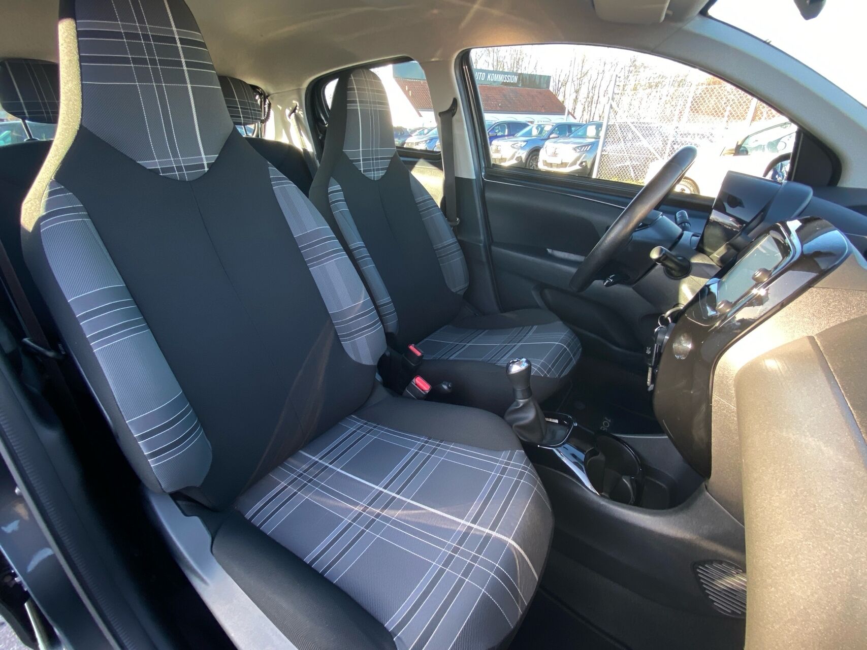 Billede af Peugeot 108 1,0 e-Vti More+ 69HK 5d