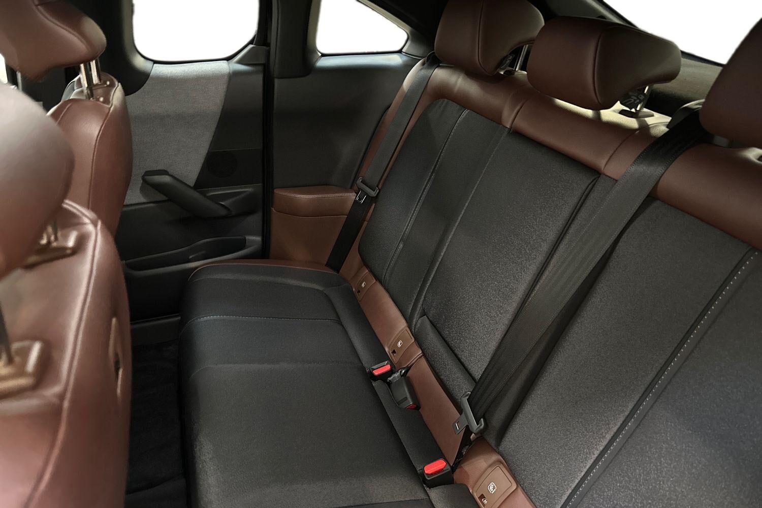 Billede af Mazda MX-30 0,8 e-Skyactiv R-EV  Plugin-hybrid Makoto 170HK 5d Trinl. Gear