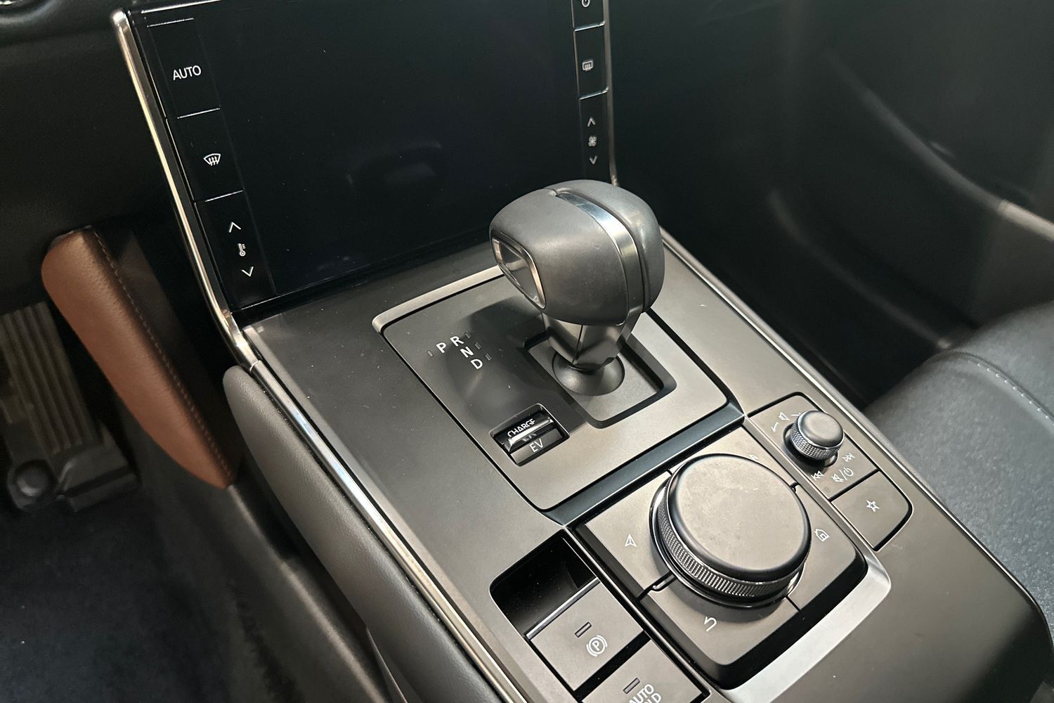 Billede af Mazda MX-30 0,8 e-Skyactiv R-EV  Plugin-hybrid Makoto 170HK 5d Trinl. Gear