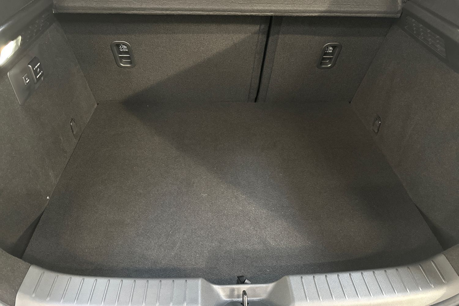 Billede af Mazda MX-30 0,8 e-Skyactiv R-EV  Plugin-hybrid Makoto 170HK 5d Trinl. Gear