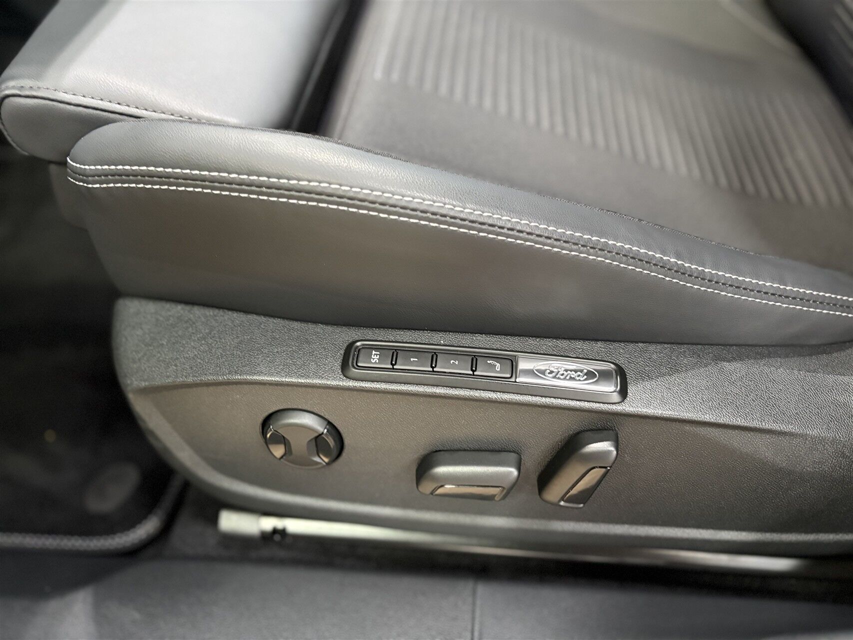 Billede af Ford Capri EL UR Premium AWD 340HK 5d Aut.