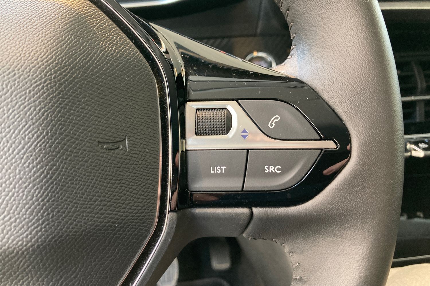 Billede af Peugeot 208 1,2 PureTech Allure Pack 100HK 5d 6g