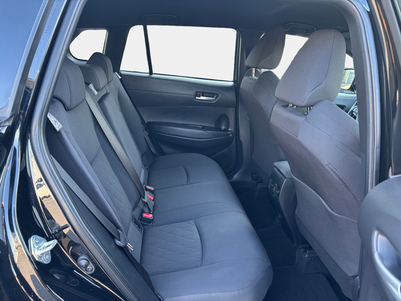 Billede af Toyota Corolla Cross 2,0 Hybrid Style Comfort E-CVT 197HK 5d Aut.