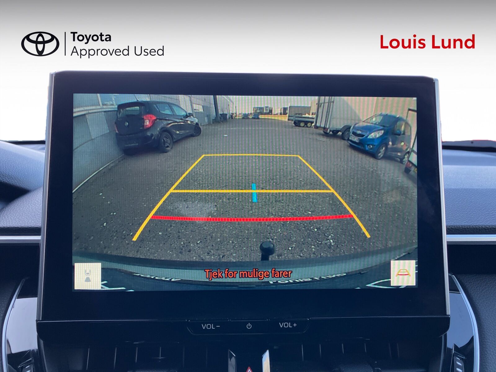 Billede af Toyota Corolla Cross 2,0 Hybrid Style AWD-i 197HK 5d Aut.