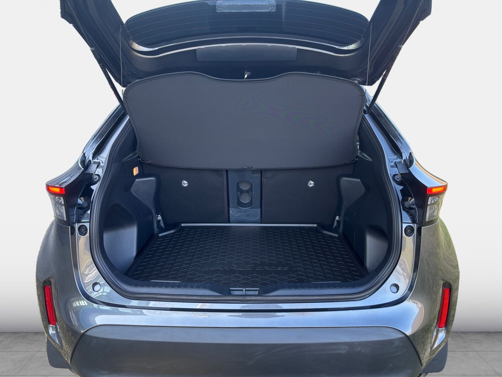 Billede af Toyota Yaris Cross 1,5 Hybrid Style Comfort 116HK 5d Trinl. Gear