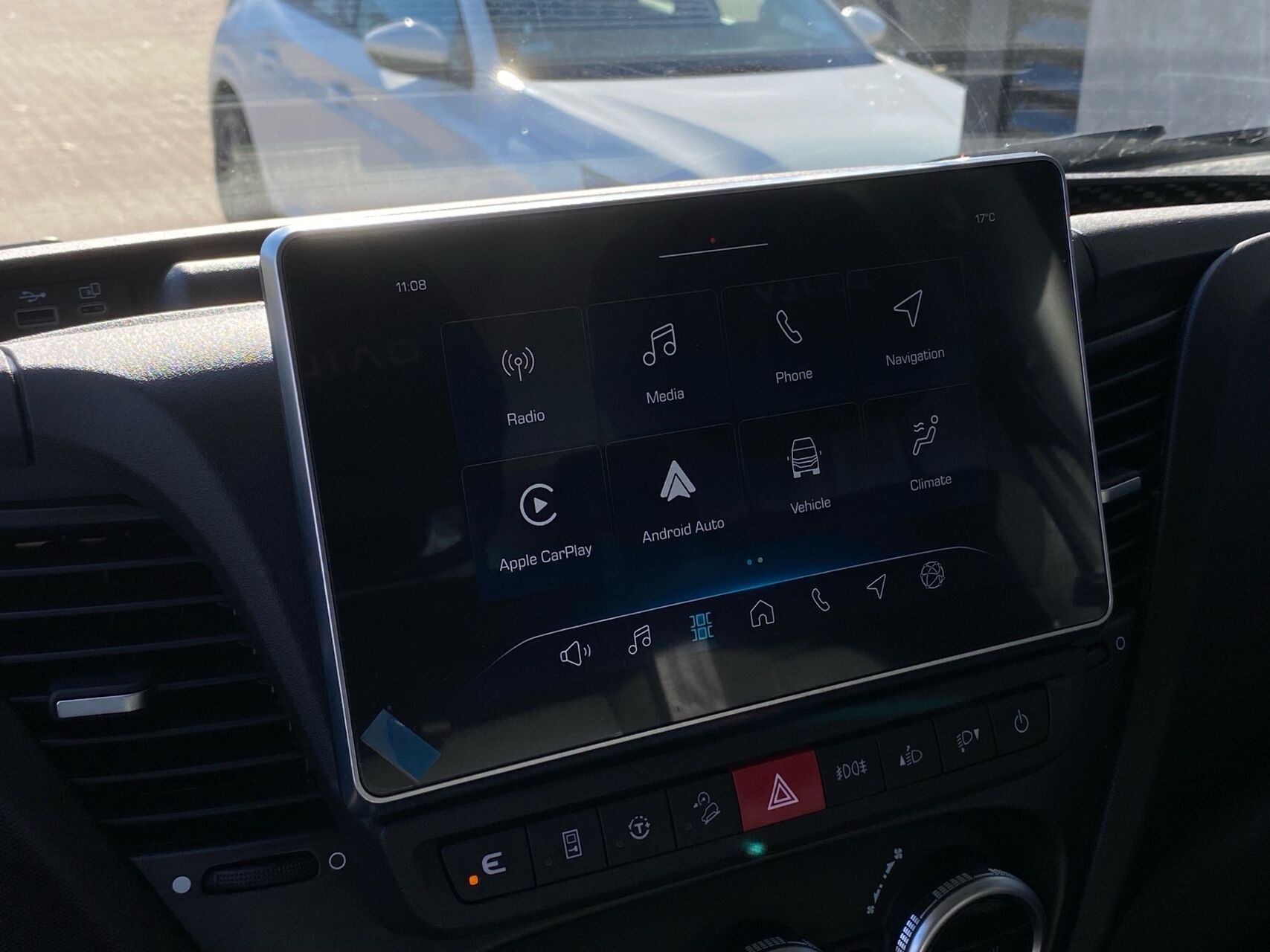 Billede af Iveco Daily 35S18 12m3 3,0 D 180HK Van 8g Aut.